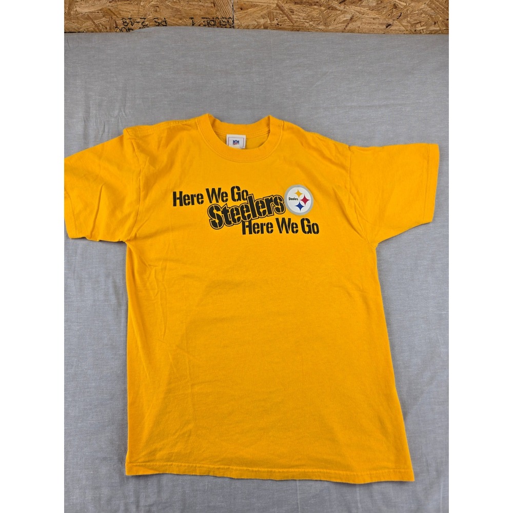 NFL Pittsburgh Steelers Here We Go T-Shirt Mens Large Gold VF‎ Imagewear Graphic